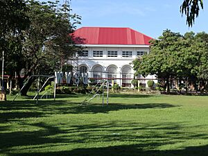Western Visayas State University Quezon Hall (Luna Street, La Paz, Iloilo City; 10-22-2022)
