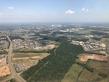 2019-07-19 13 00 36 View northeast along Broad Run as it passes between the Loudoun County Parkway and Old Ox Road on the edge of the Dulles section of Sterling, Arcola, Brambleton and Loudoun Valley Estates in Loudoun County, Virginia.jpg