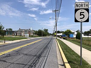 2022-07-15 12 51 58 View north along Delaware State Route 5 (Federal Street) at Park Street in Milton, Sussex County, Delaware