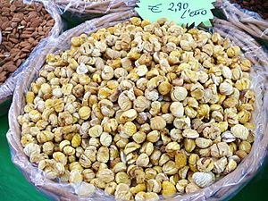 Castagne secche dried chestnut italy