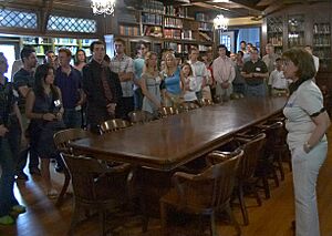 Fee.library.tour