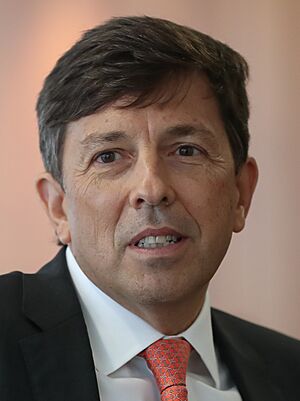 João Amoêdo em abril de 2019 (cropped).jpg