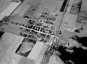 Kansas - Garden City through Guinnel - NARA - 23940109 (cropped)