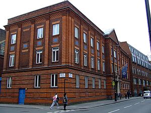 Territorial Army building, Westminster - geograph.org.uk - 2326136