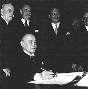 Yoshida signing the US-Japan Security 1951