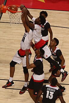 20160330 MCDAAG Josh Jackson and Jarrett Allen crash the offensive boards (1)