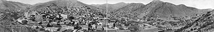 Panorama of Bisbee in 1916
