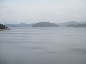 Broken Bow Lake vista IMG 8532