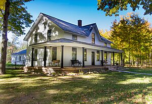 Dougherty Mission and Inn NW