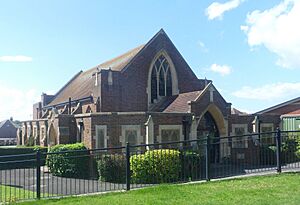 Drayton United Church, Havant Road, Drayton, Portsmouth (August 2017) (4)