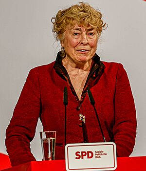 Gesine Schwan im Willy-Brandt-Haus Berlin 2023 (cropped).jpg
