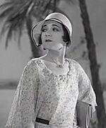 Harriet MacGibbon in The Golf Specialist (1930)