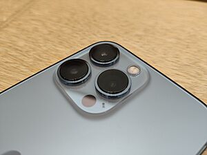 IPhone 13 Pro camera lens group