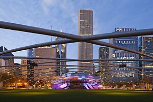 Jay Pritzker Pavilion, Chicago, Illinois, Estados Unidos, 2012-10-20, DD 09