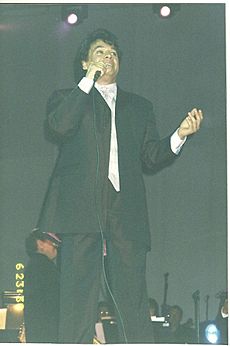 Juan Gabriel Lima Perú mayo 2003