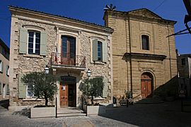 Town hall and church in Mérindol