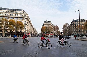 Place Saint-Augustin, Paris December 2014 001