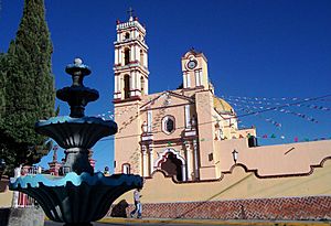 Saints Cosmas and Damian Church, San Cosme Xaloztoc, Tlaxcala, Mexico01.jpg