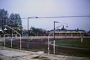 Speedway racing, Cowley (1980)