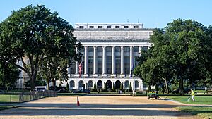 US Department of Agriculture- Jamie L. Whitten Building (53832135595)