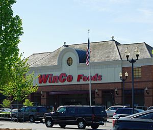 WinCo Foods at Crossroads at Orenco Station - Hillsboro, Oregon