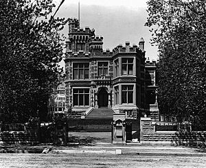 "Rokeby", A. F. Gault's house, Sherbrooke Street, Montreal, QC, about 1885