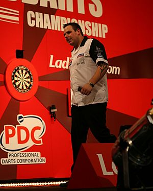 Adrian Lewis (2128971698) (cropped)