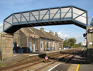 Brandon railway station - the footbridge - geograph.org.uk - 1516141