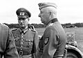 Bundesarchiv Bild 101I-705-0262-06, Ukraine, von Manstein und Speidel