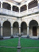 Claustro de la Colegiata de Santa María de Zenarruza