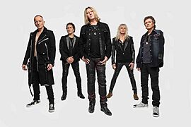 Def Leppard 2018.jpg