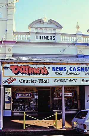 Dittmer's Store - Isis Town and Country (1992).jpg