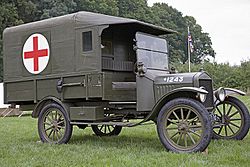 Ford-field-ambulance