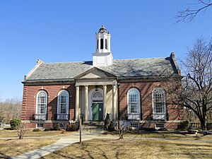 Grafton Public Library - Grafton, MA - DSC04544