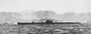 Japanese submarine I-175 in 1941.jpg