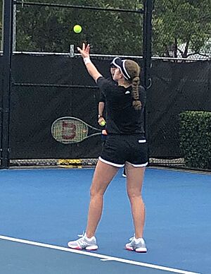 Jelena Ostapenko serving