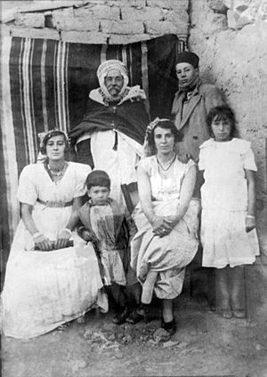 Kateb Yacine family, Souk Ahras 1940s