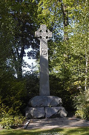 Monument to a forgotten war - geograph.org.uk - 1327339