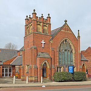 Outwood Methodist Church (25711810236)