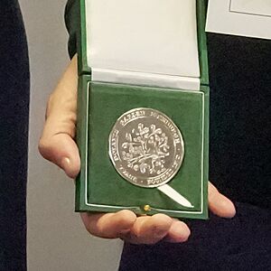 Royal Botanic Garden Edinburgh Medal at Environmental Council Meeting 13 March 2023 (sq cropped)