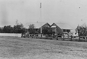 StateLibQld 2 71231 Forest Hill State School, 1914