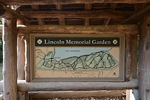 The Lincoln Memorial GardenImage