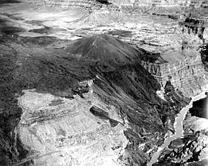 Vulcans Throne and Lava Falls in Grand Canyon NP