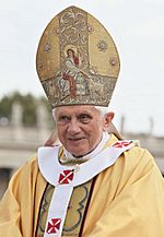 Benedykt XVI (2010-10-17) 4