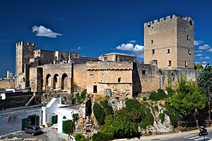 Castello Episcopio and the pottery district