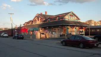 Chicago and Northwestern Railroad Passenger Depot 2013-05-21 22-18-42.jpg