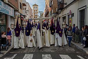 Cruz de guia macarena 2019An004