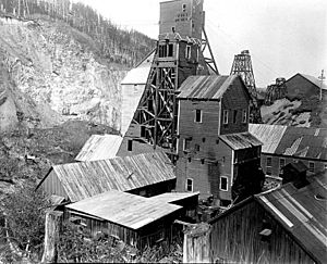 Hoist at the Glory Hole, Alaska Treadwell Gold Mining Co mine at Douglas Island, Alaska, May 24, 1911 (COBB 282)