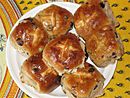 Hot cross buns from the store, Easter, April 2006.jpg
