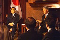 Keizo Obuchi with Bill Clinton